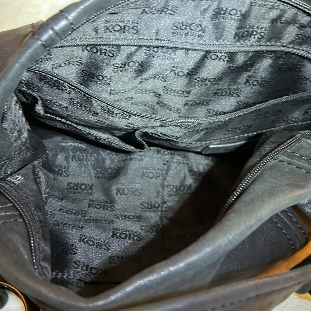 Michael Kors purse - Picture 6 of 6